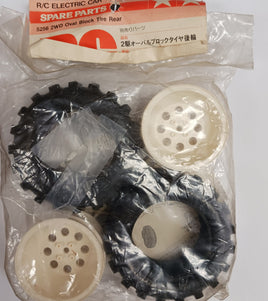 TAMIYA 5256 - 2WD REAR OVAL BLOCK TIRES WITH WHEELS FOR VINTAGE VEHICLES LIKE FOX AND WILD ONE