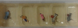 VOLLMER 2288 - TRAVELLERS - N SCALE PLASTIC MODEL FIGURES