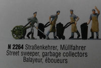 MERTEN N 2264   'STREET SWEEPER, GARBAGE COLLECTORS' N SCALE PLASTIC MODEL FIGURES