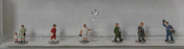 MERTEN N 2399 'CORPULENT PEDESTRIANS (SINGLE)' N SCALE PLASTIC MODEL FIGURES