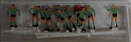 MERTEN HO-2498 -'11 FOOTBALLERS' HO SCALE PLASTIC MODEL FIGURES