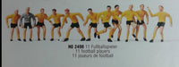 MERTEN HO-2498 -'11 FOOTBALLERS' HO SCALE PLASTIC MODEL FIGURES
