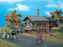VOLLMER 3528 - GATE-KEEPER'S HOME - HO SCALE KIT