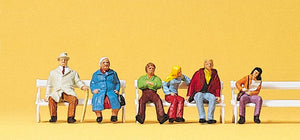 PREISER # 10027  - COUPLES ON BENCHES - 1:87/HO SCALE