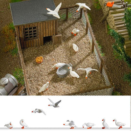 BUSCH 1195 - 'DOMESTIC GEESE' -  HO SCALE PLASTIC MODEL KIT