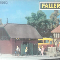 FALLER # 130953 - TOILET FACILITY - HO SCALE