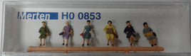 MERTEN HO 0853 -FEMALE PASSENGERS, SEATED  - 1:87 SCALE