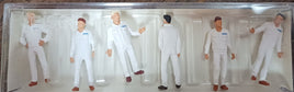 PREISER 72406  - "MECHANICS" IN WHITE UNIFORM - 1:72 SCALE PLASTIC MODEL FIGURE