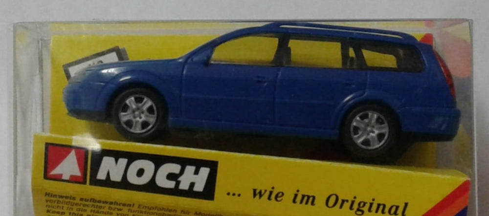 NOCH 18133 - FORD MONDEO TURNIER 2001 - HO SCALE PLASTIC VEHICLE MODEL