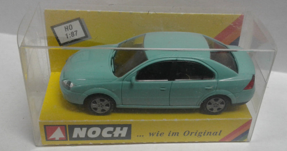 NOCH 18132 - FORD MONDEO 2001 - HO SCALE PLASTIC VEHICLE MODEL