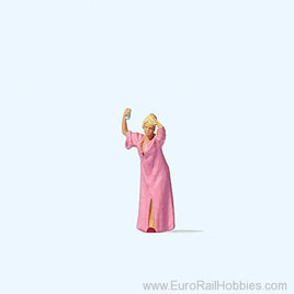 PREISER # 28229 - 'WOMAN USING HAIRSPRAY' - 1:87/HO SCALE