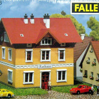 FALLER  282776 - "RATHAUS" TOWN HALL - Z SCALE PLASTIC MODEL KIT