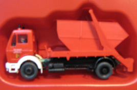 PREISER # 35004 - SKIP HANDLER