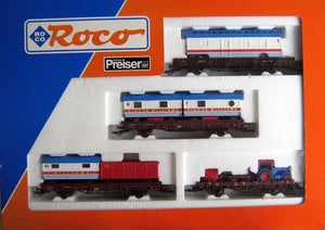 ROCO # 44130 "CIRCUS WILLIAMS" FLAT WAGON SET