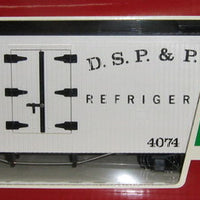 LGB # 4074-B02 "TIFFANY" REFRIGERATED CAR