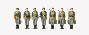 PREISER MILITARY # 72536 - 1:72 SCALE-  INFANTRY RIFLEMEN