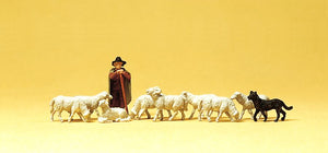 PREISER 75020 - "SHEPHERD WITH SHEEP AND DOG" - 1:120 'TT' SCALE PLASTIC MODEL FIGURES