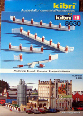 KIBRI # 8630 - WOOD PALING FENCE - HO Scale