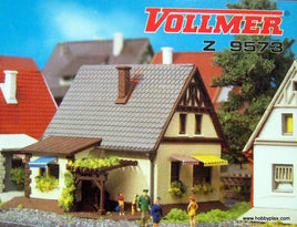 VOLLMER  9573 - FAMILY HOUSE - Z SCALE PLASTIC MODEL KIT