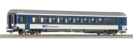 ROCO # 45321 - 2nd CLASS PASSENGER CARRIAGE - HO Scale
